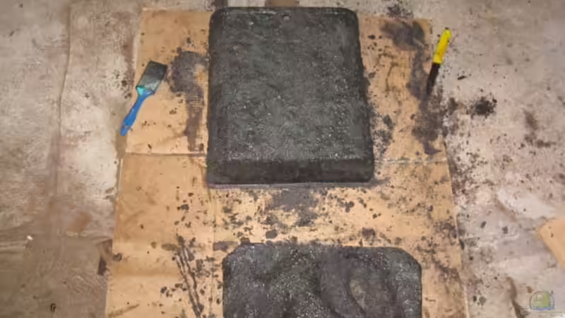 Epoxydharz,Quarzsand und Torf im nassen Zustand von dirkvader71 (26)