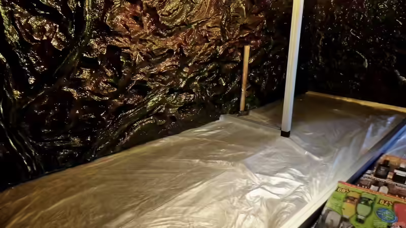 Erhöhung mit Kleber , Farbe und Harz versehen von snooze (59)