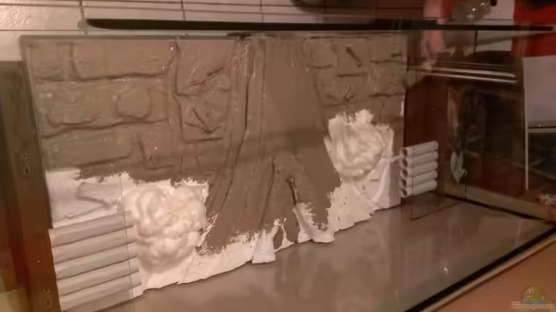 Erster Bezug mit Fliesenkleber. Alle Zehn Röhren für die L134 eingeklebt. von raubsau (18)