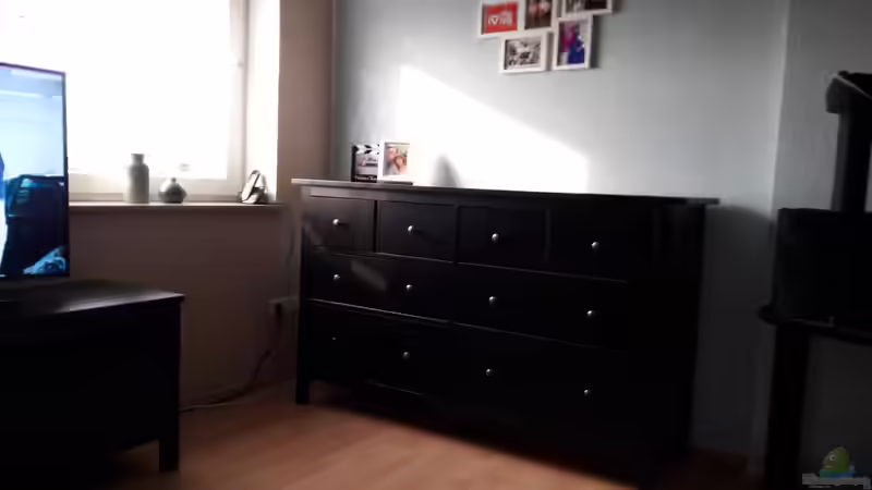 Es steht grade nur der Unterschrank :D der Rest folgt  von AmazonasFreak91