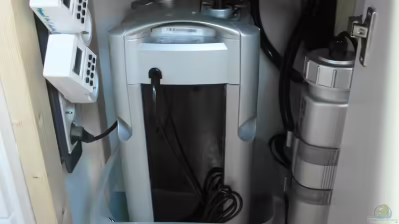 Filter, Stromversorgung, Zeitsteuerung und UV-C Klärer von Tom G. (14)