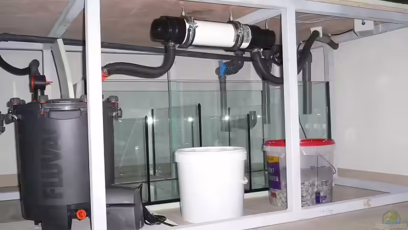 Fluval FX5 Aussenfilter, De Bary AN-25 E UV-Entkeimer  von Klaus Lischka (39)