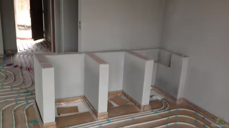 Fu??bodenheizung verlegt