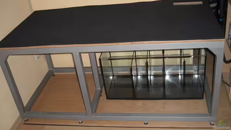 Gestell und Filterbecken stehen... von Matoba (4)