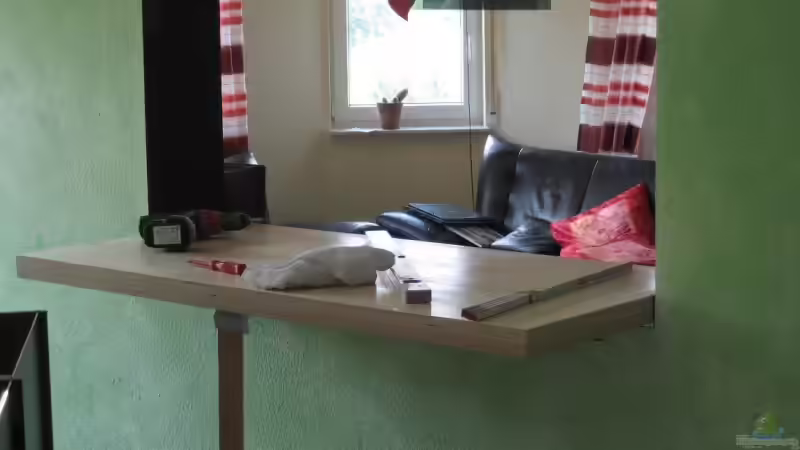 Jetzt kommen gleich die Schwedischen Möbel drumrum von max-sonic (4)