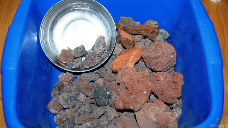 Lavasteine, der Rest nach dem Dekorieren von derFalk (25)