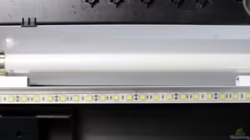 LED-Lichtleiste mit T5 Klemmsatz von Hobbl (8)