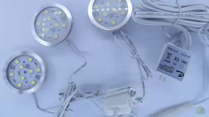 LED Puck Lights von maxheadroom (82)