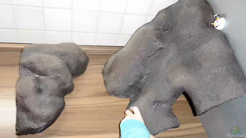 links aus Glasfaser und Epoxidharz (sehr doof); rechts aus Fliesenkleber & Buchbindergaze von Markus J. (16)