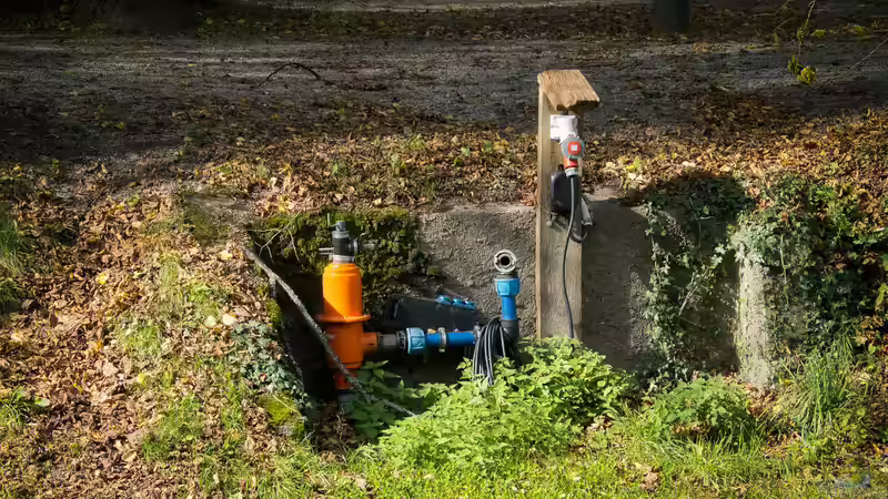 Moderner Garten: Automatische Bewässerung - Effizienz, Nachhaltigkeit und Komfort vereint