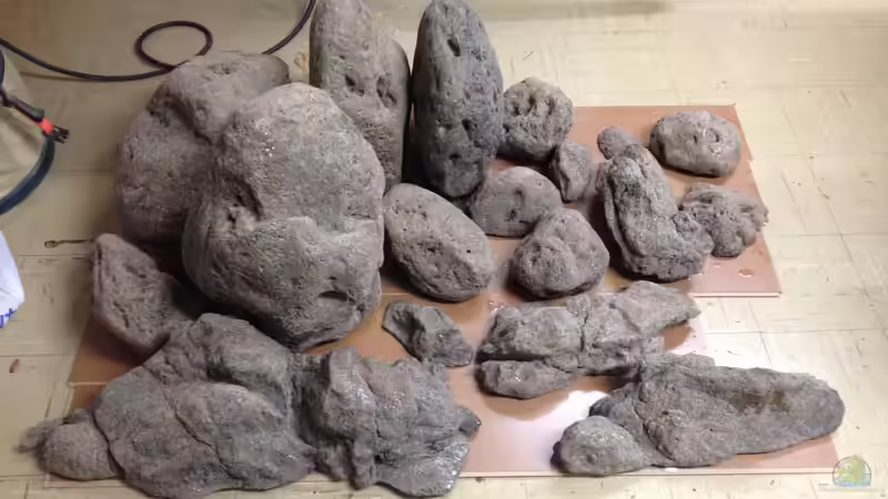 Module nach Bearbeitung mit Epoxidharz und Sand von Jan Steger (10)