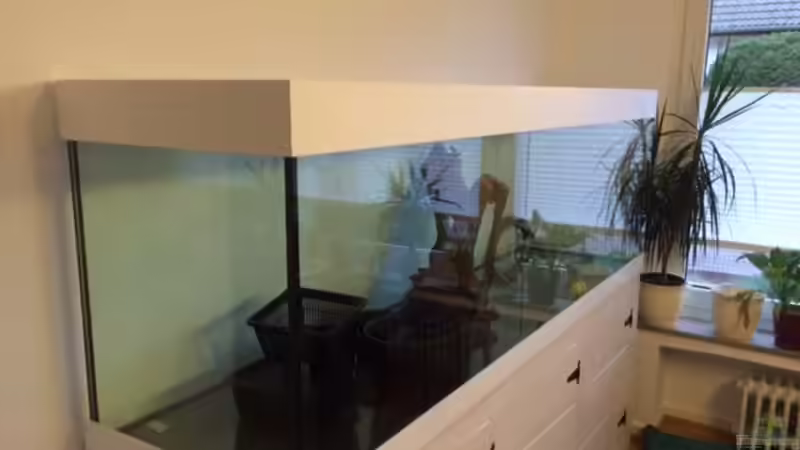 Noch unbefülllt und ohne Rückwand von Captain Gü (3)