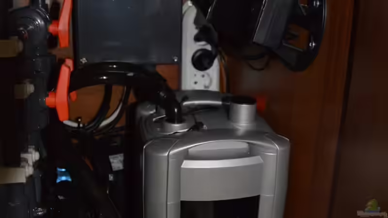 P2 + UVC-Filter gedrosselt auf 100L/h mit Bypass von aRei (7)