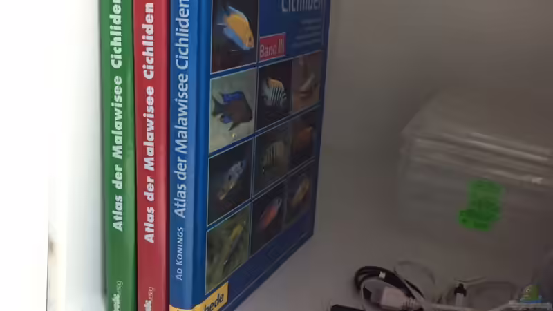 Passende Literatur hatte auch noch Platz ... :) von MGR (2)