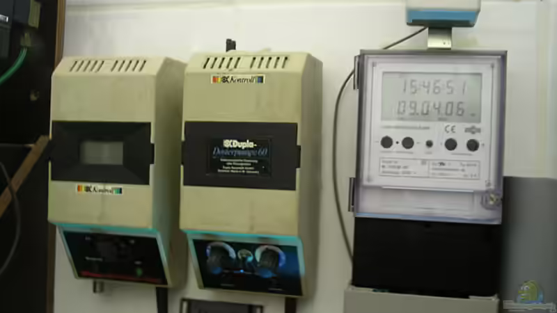 PH-Wertmesser, Dosierpumpe, Zeitschaltuhr für Beleuchtung von Bernd Niehoff (25)