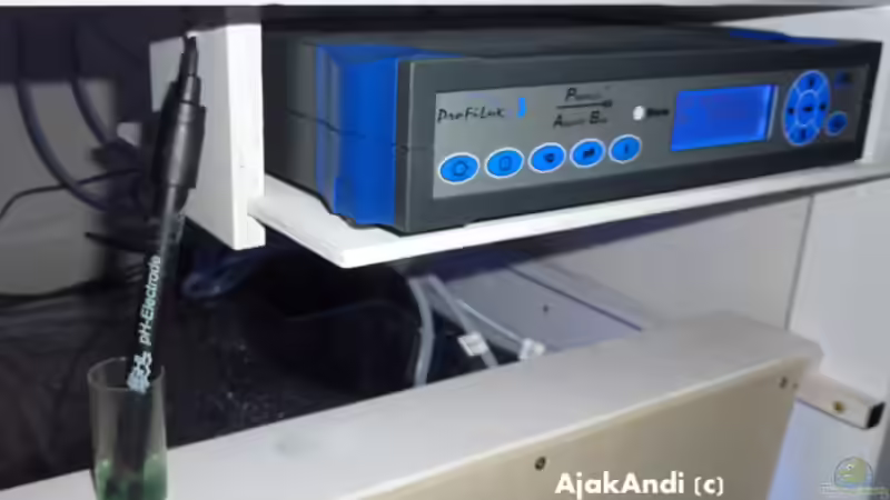 Platz vom ProfiLux 3 Ex - gerade beim kalibrieren einer Elektrode .. von AjakAndi (26)