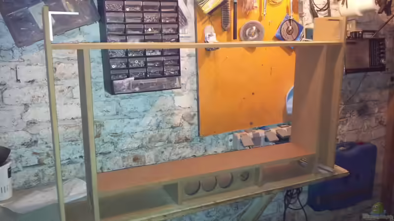 Rahmen im Rohbau von The BugZ (11)