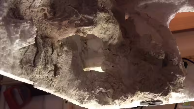 Rechts oben wird das Auslauf Rohr vom Filter sein. von Dülla (8)