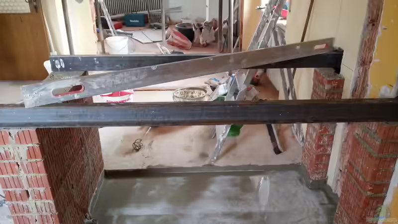 Rohbau,Schauen ob es auch gerade geworden ist  von slobe (10)