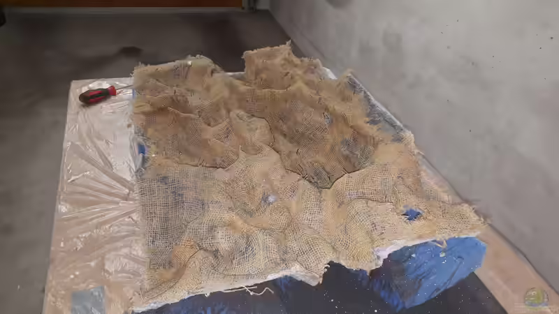 Rückseite, wird anschliessend auch mit Zement beschichtet von Malawi22 (6)