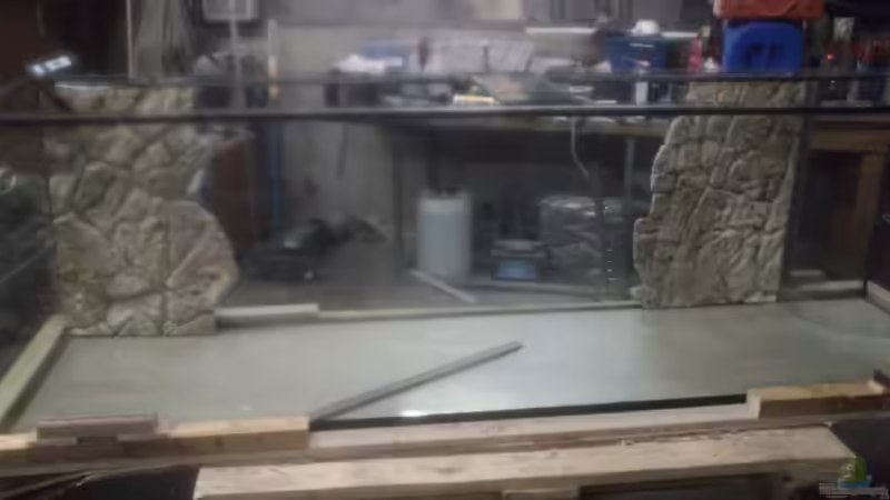 Rückwände rechts und links eingepasst von Noah (4)