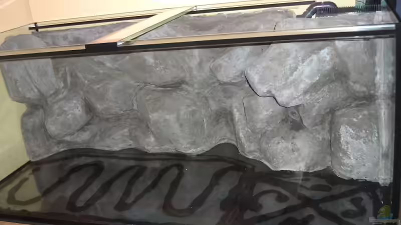 rückwand fertig, nach einer 2. Schicht Flexfliesenkleber mit Fugenbunt abgedunkelt. von Matoba (18)