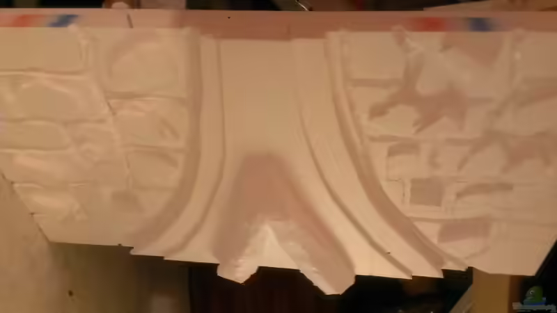 Rückwand grob aufgeklebt. von raubsau (15)