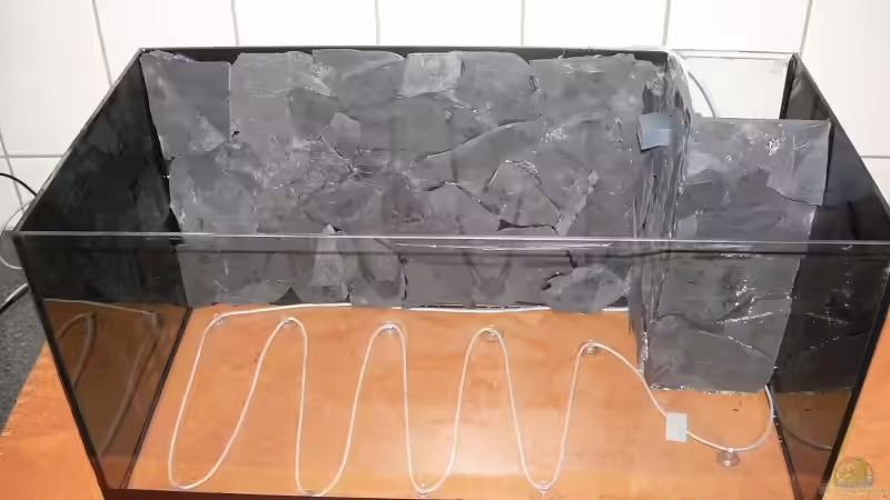 Rückwand und Filterkammer sind fertig von Holger Bellen (13)