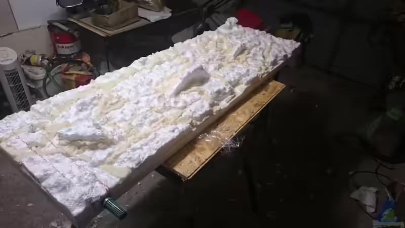 Rückwandbau aus Styropor und PU Schaum von DennisTheMenis (13)