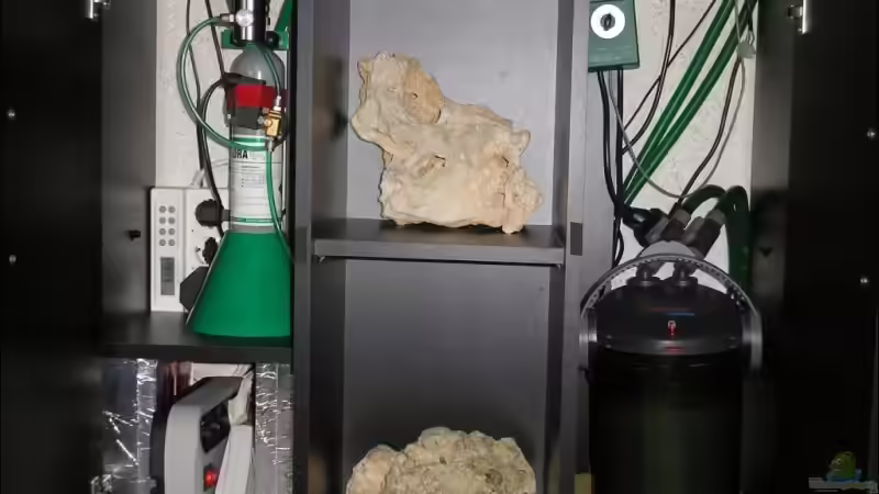 Schalteinheit, CO²-Anlage, Temperatur-Steuerung und Außenfilter-Einheit von KaSeK (3)