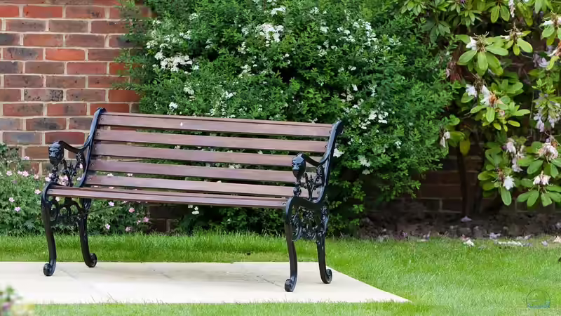 Schmiedeeisen: Retro-Design für den Garten - Wie ein zeitloses Material den Außenbereich aufwertet