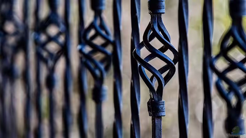 Schmiedeeisen: Retro-Design für den Garten - Wie ein zeitloses Material den Außenbereich aufwertet