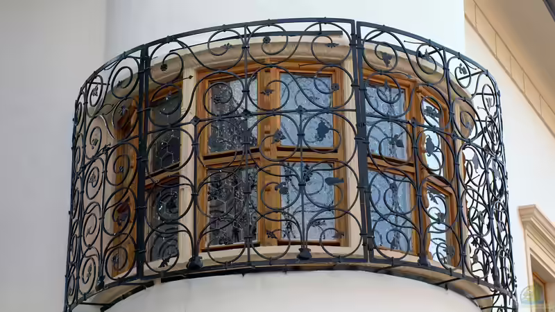 Schmiedeeisen: Retro-Design für den Garten - Wie ein zeitloses Material den Außenbereich aufwertet