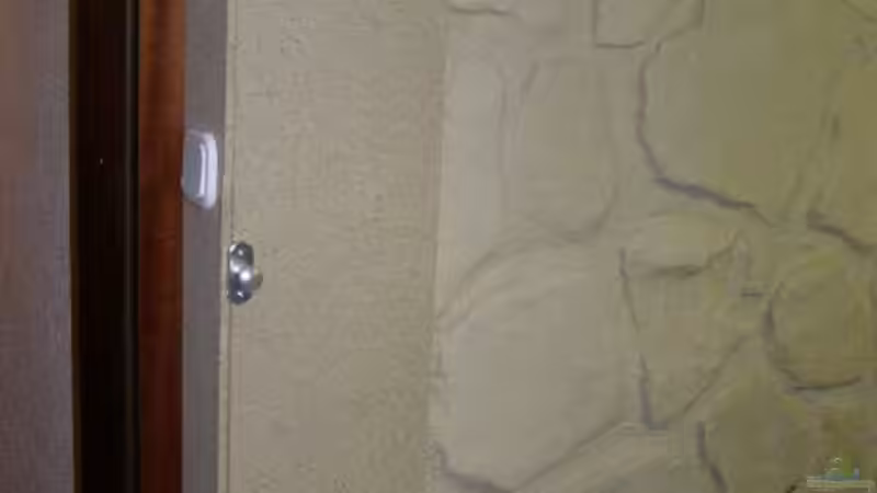 Schrank gebaut für weitere Technik. Punpe für Sauerstoffstein, Zeitschaltuhren von SeLo (29)