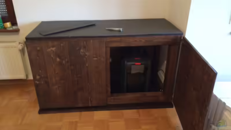 Schrank und unten drin Eheim 2080  von Marcel Ille (17)