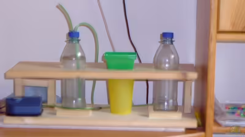 Selbstgebaute Anlage um Artemia zu züchten. Funktionert zwar schon, is aber noch nicht zu 100% fertig von Chris P. (13)