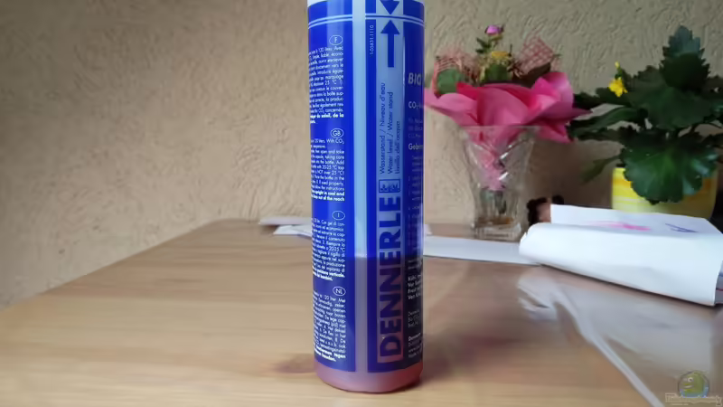 Selbstgemachtes Bio CO2, mehr Blasen und längere Laufzeit als die originalen Dennerle-Flaschen. von Solvin (31)