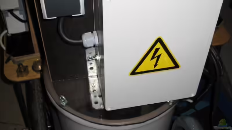 Steuerung für den Voratsbehälter und die beiden Pumpen von Mathias Ebert (14)