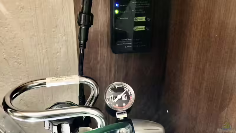 Technik im Aquarium Aufgelöst - Asiatisch-amerikanische Vereinigung von Thilo (6)