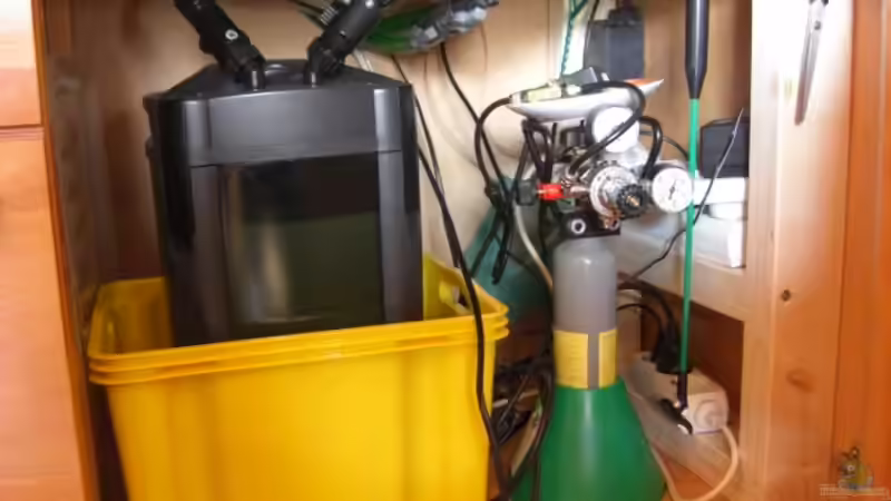 Technik im Aquarium Becken 12280 von Eichi82 (11)