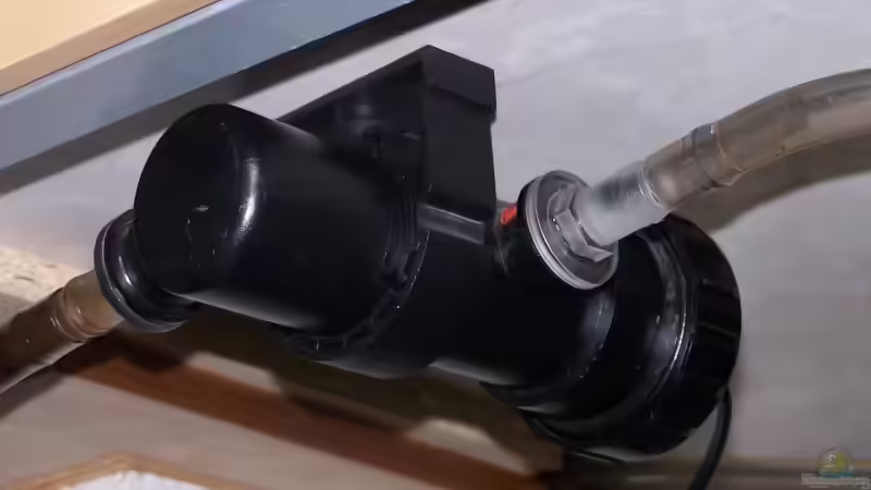 Technik im Aquarium Becken 2802 von Jan Metschurin (10)