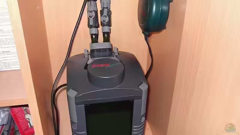 Technik im Aquarium Becken 3101 von Ralf Schaible (6)