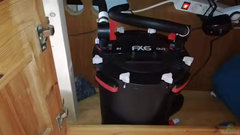 Technik im Aquarium Becken 32689 von Heike Fuchs (32)