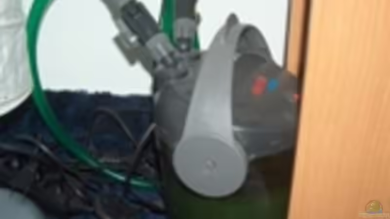 Technik im Aquarium Becken 4609 von Robert Rago (5)