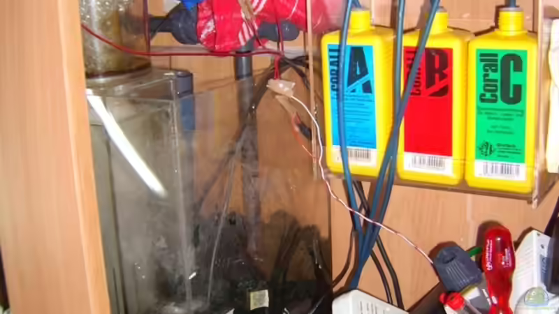 Technik im Aquarium Becken 5130 von Andre Kian (13)