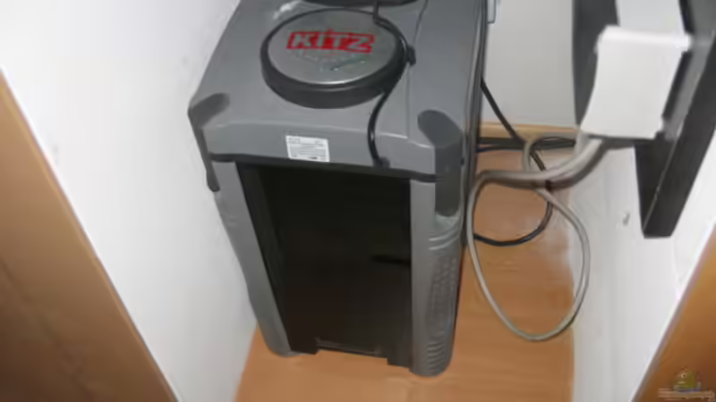 Technik im Aquarium Becken 5165 von Thomas Leeb (13)