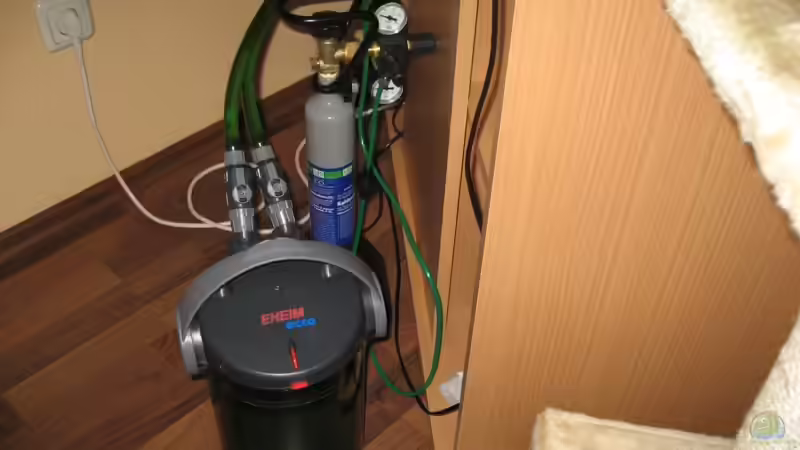 Technik im Aquarium Becken 6152 von Frederic Anders (4)