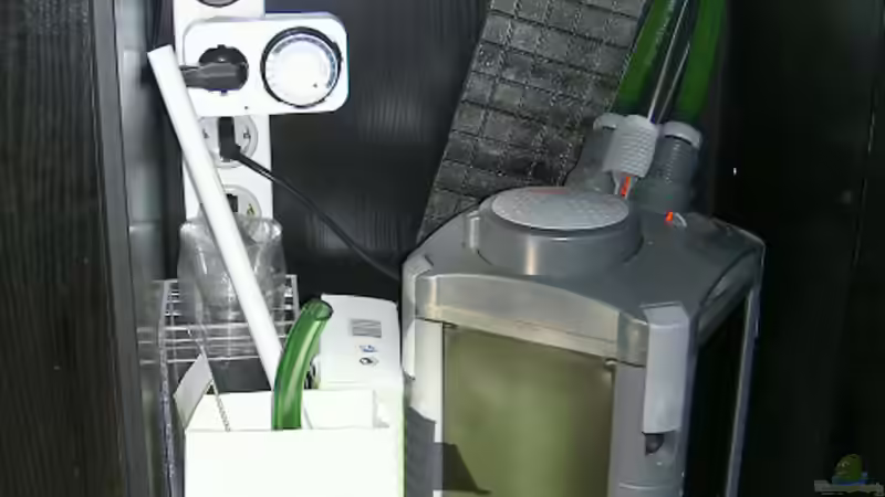 Technik im Aquarium Becken 755 von Reinhard Boll (4)