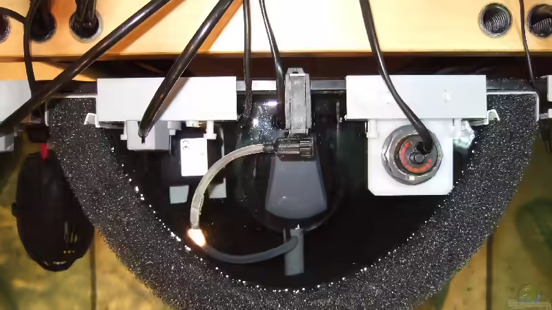 Technik im Aquarium Becken 9505 von Hans Schmucker (7)