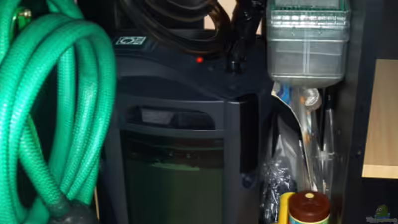 Technik im Aquarium Becken 976 von Claus Belli (8)